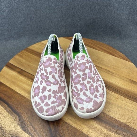 Oofos Shoes Womens Size 6.5 OOmg eeZee Low Slip On Rose Leopard Recovery Sneaker - Picture 4 of 10